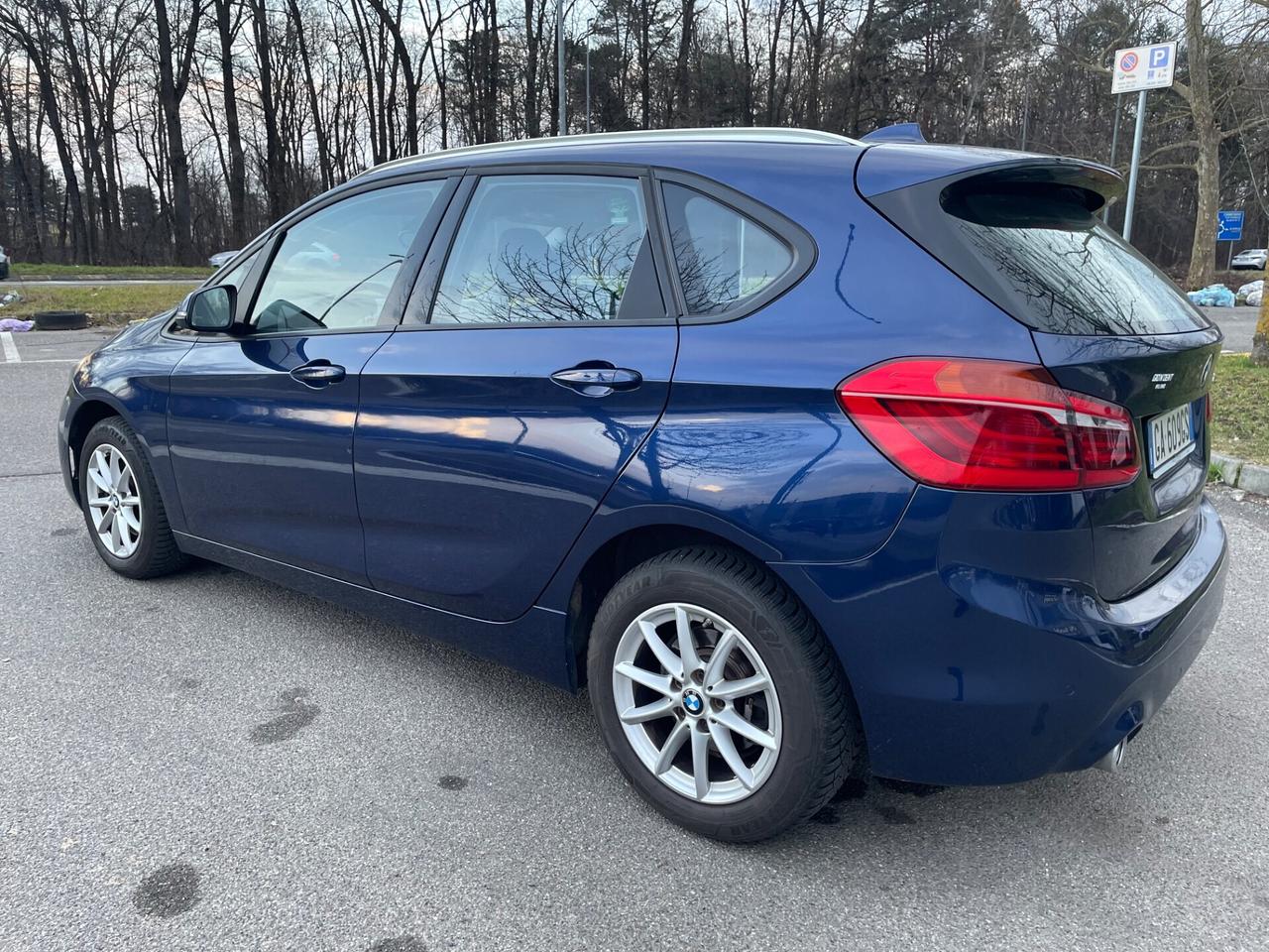 Bmw 216 218d Active Tourer*Neopatentati*Tetto*Navi*