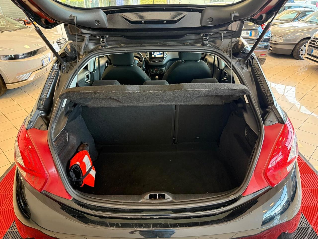 Peugeot 208 1.4 HDi 68 CV 5 porte Allure