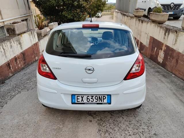 Opel Corsa 1.2 5P GPL 2035 TECH Edition