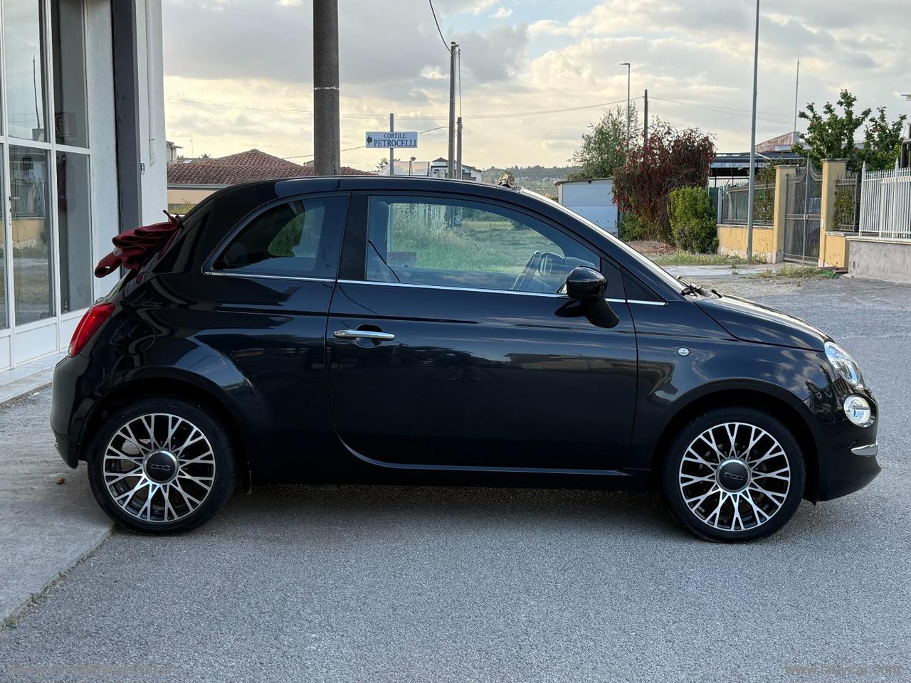 FIAT 500C 1.0 Hybrid Dolcevita