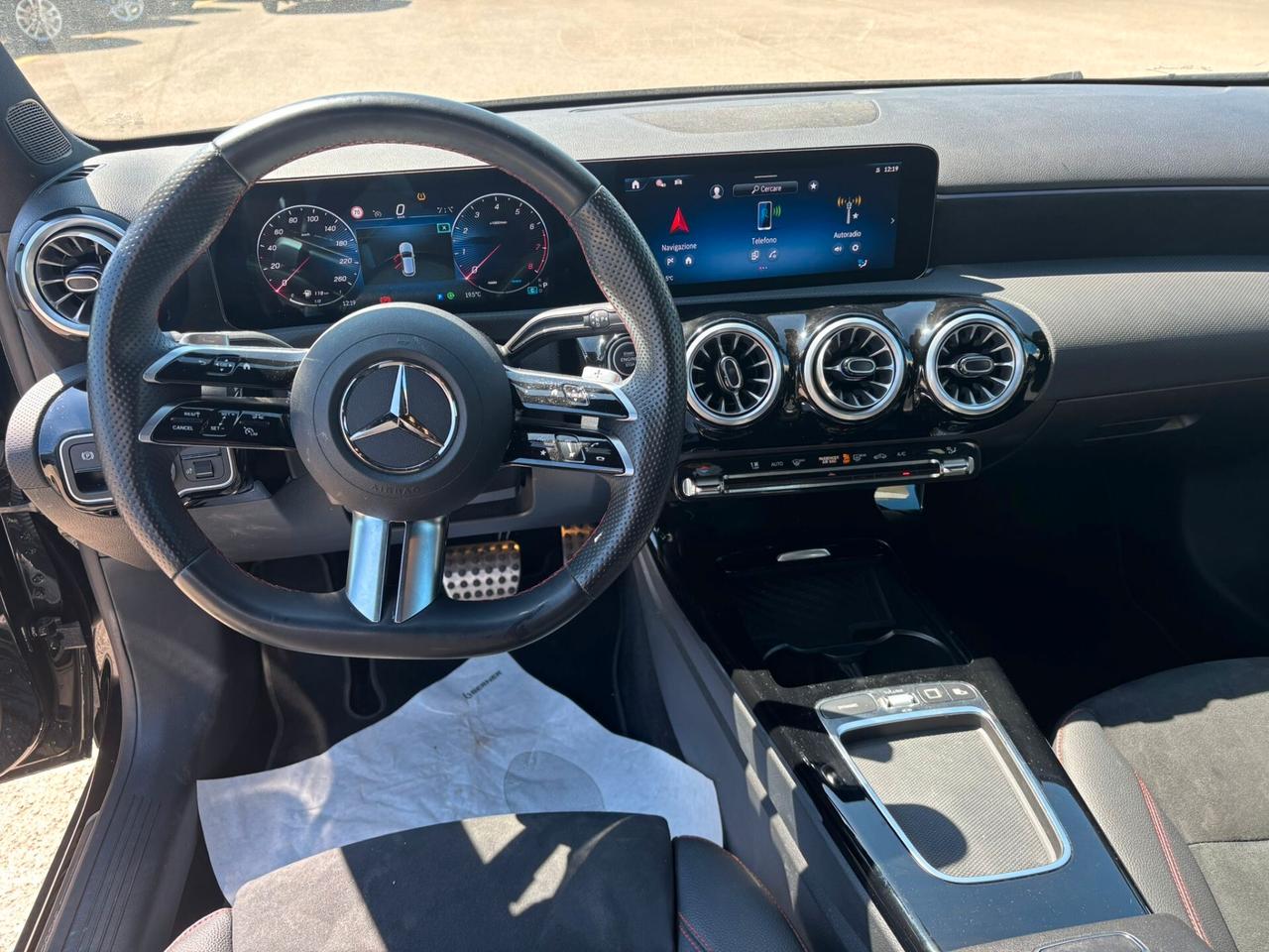 Mercedes-benz A 180 AMG Line Advanced Plus