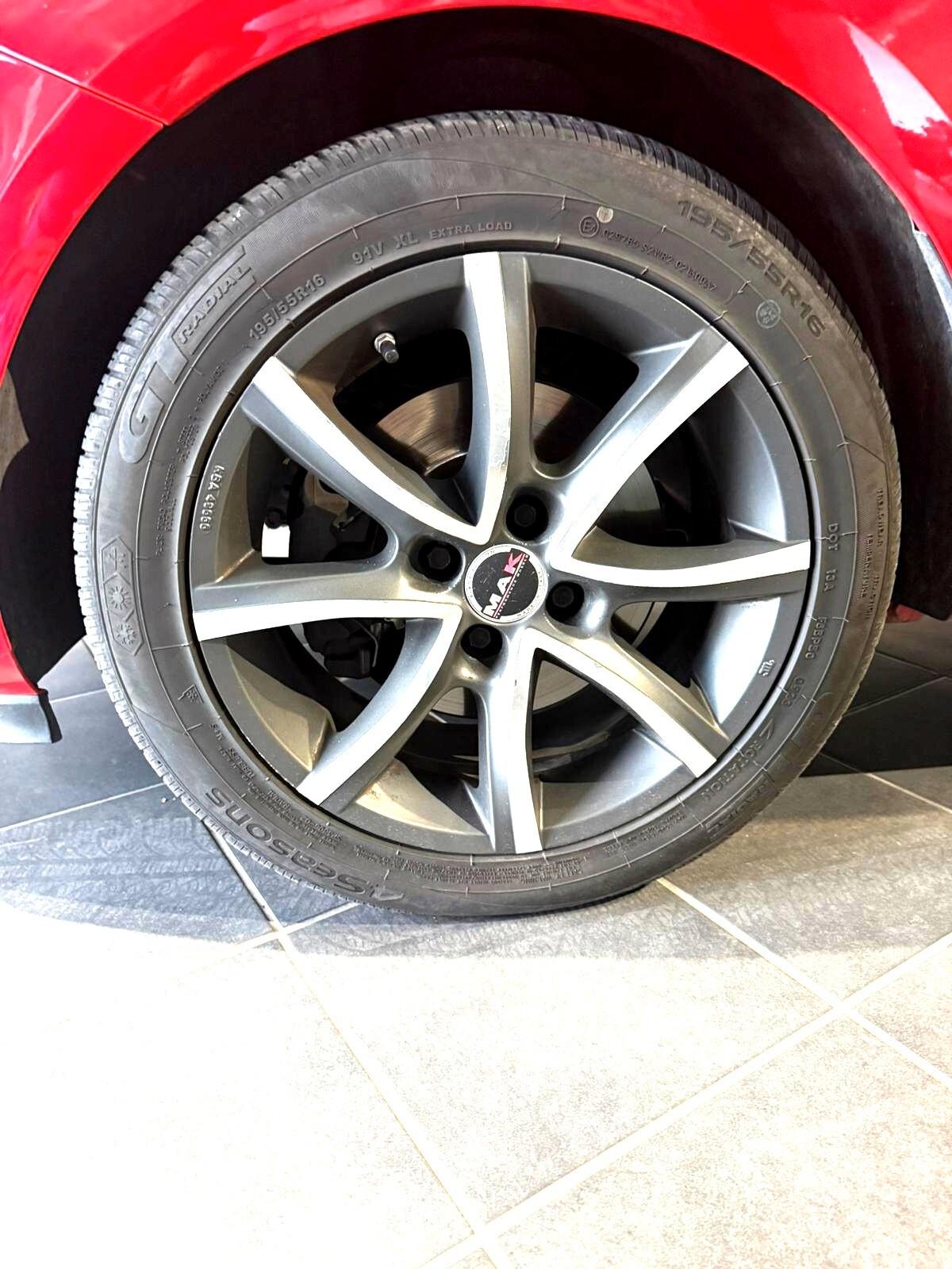 Opel Corsa NEOPATENTATI - GARANZIA