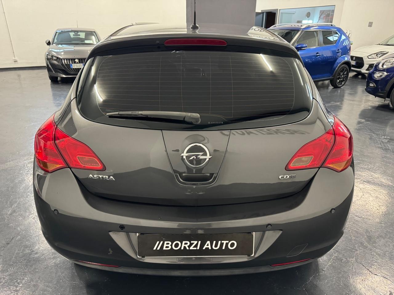 Opel Astra 1.7 CDTI 125CV 5p Cosmo EURO 5