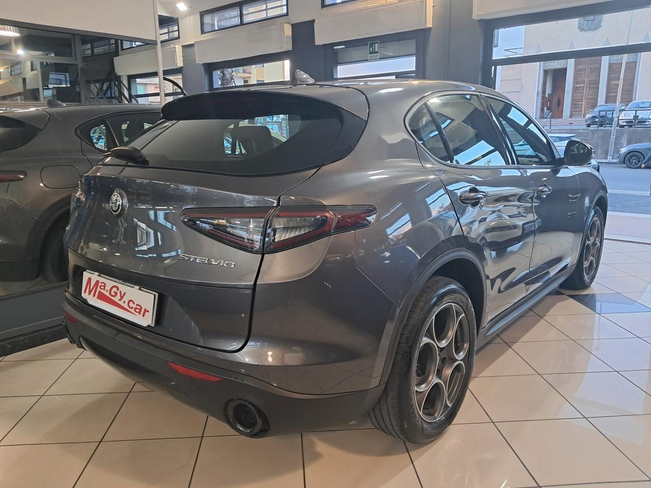 Alfa Romeo Stelvio 2.2 Td 210 cv AT8 Q4 Sprint