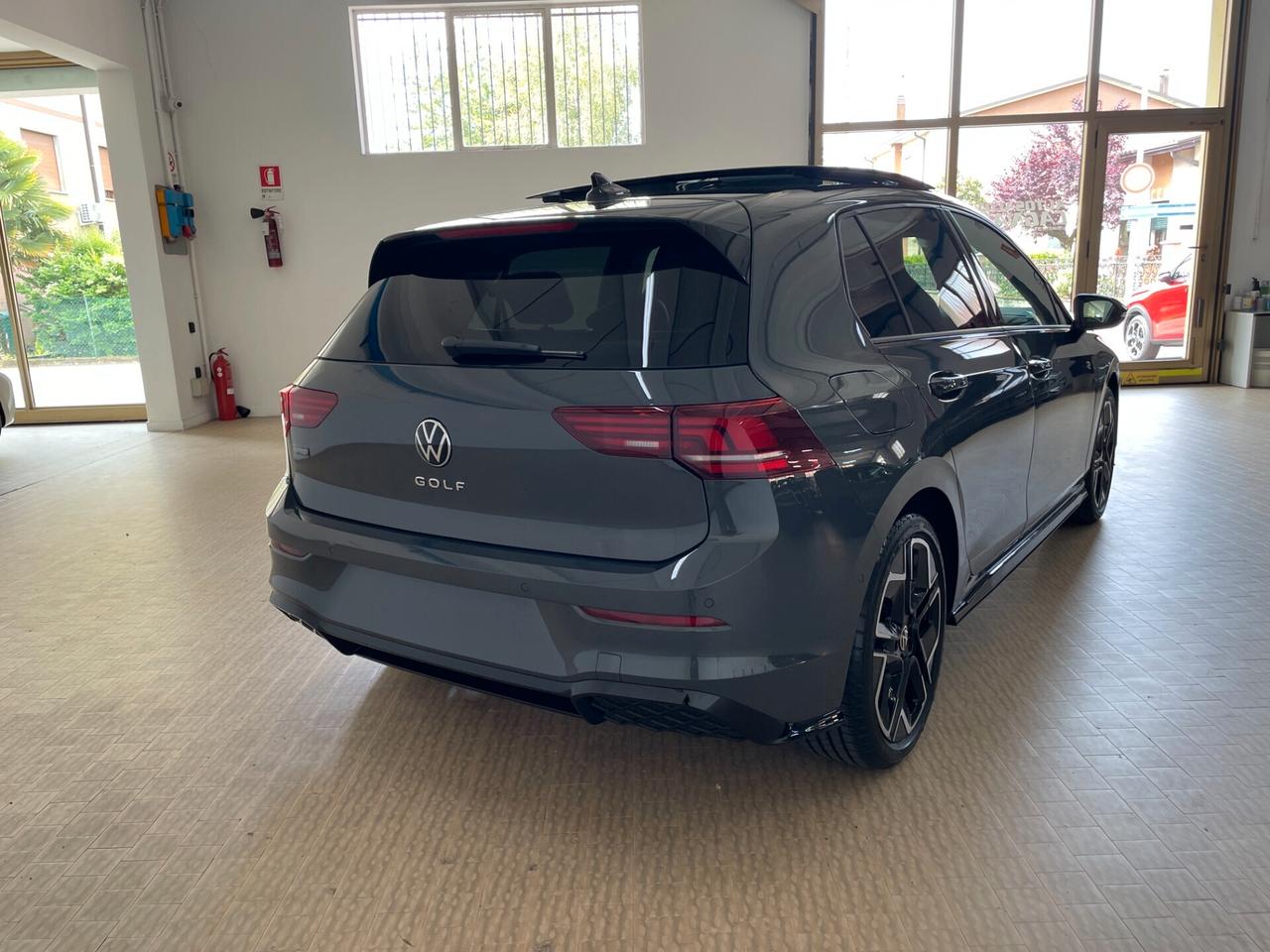 Volkswagen Golf 2.0 TDI 150 CV DSG R-Line Km0 Tetto aprib.