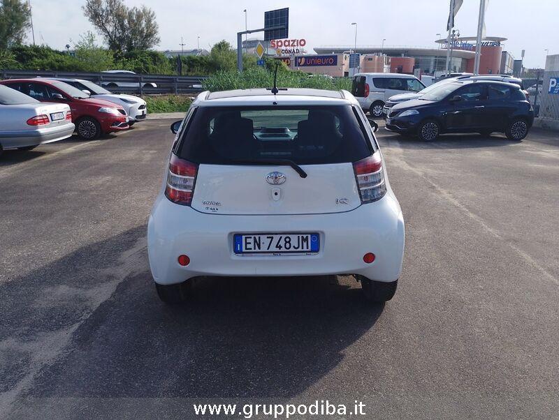 Toyota iQ 1.0 Active (sol) cvt E5