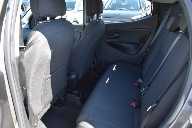 LANCIA Ypsilon 1.2 69 CV 5 porte Gold
