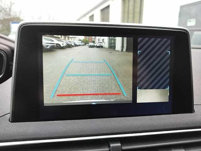 Peugeot 3008 BlueHDi 130 S&S EAT8 Allure