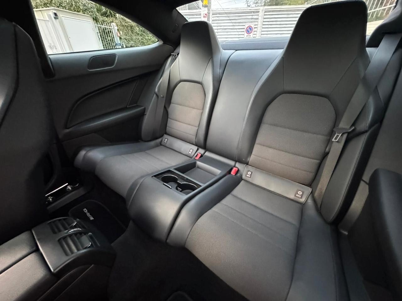 Mercedes-benz C 250 BlueEFFICIENCY Coupé Avantgarde