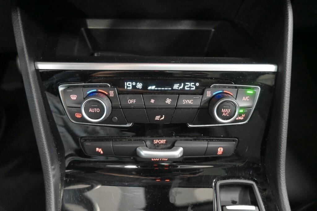BMW 216D ACTIVE TOURER 116CV 6M. BUSINESS ADVANTAGE ( FARI LED - PELLE - TETTO PANORAMICO APR. - CRUISE - NAVI - PARK ASSISTANT - TELECAMERA POST. )