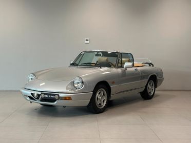 Alfa Romeo Spider 1.6