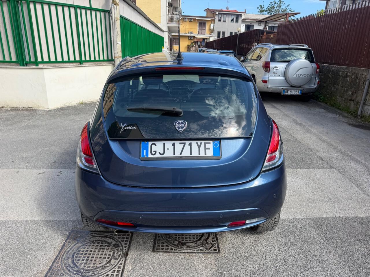 Lancia Ypsilon 1.0 FireFly 5 porte S&S Hybrid Alberta Ferretti