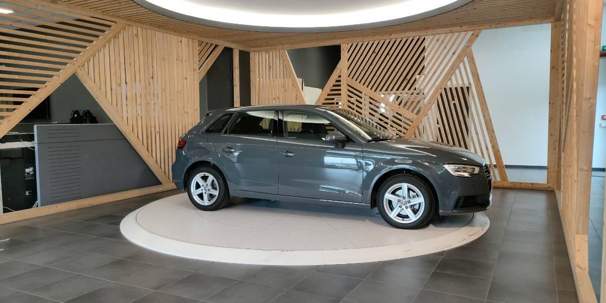 Audi A3 30 1.6 tdi Business 116cv s-tronic my19