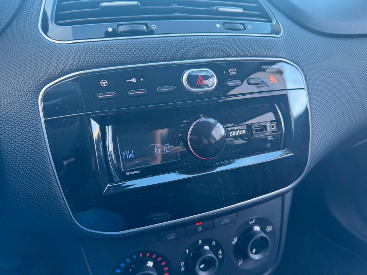 FIAT Punto 1.2 8V 5 porte Young ** NEOPATENTATI **