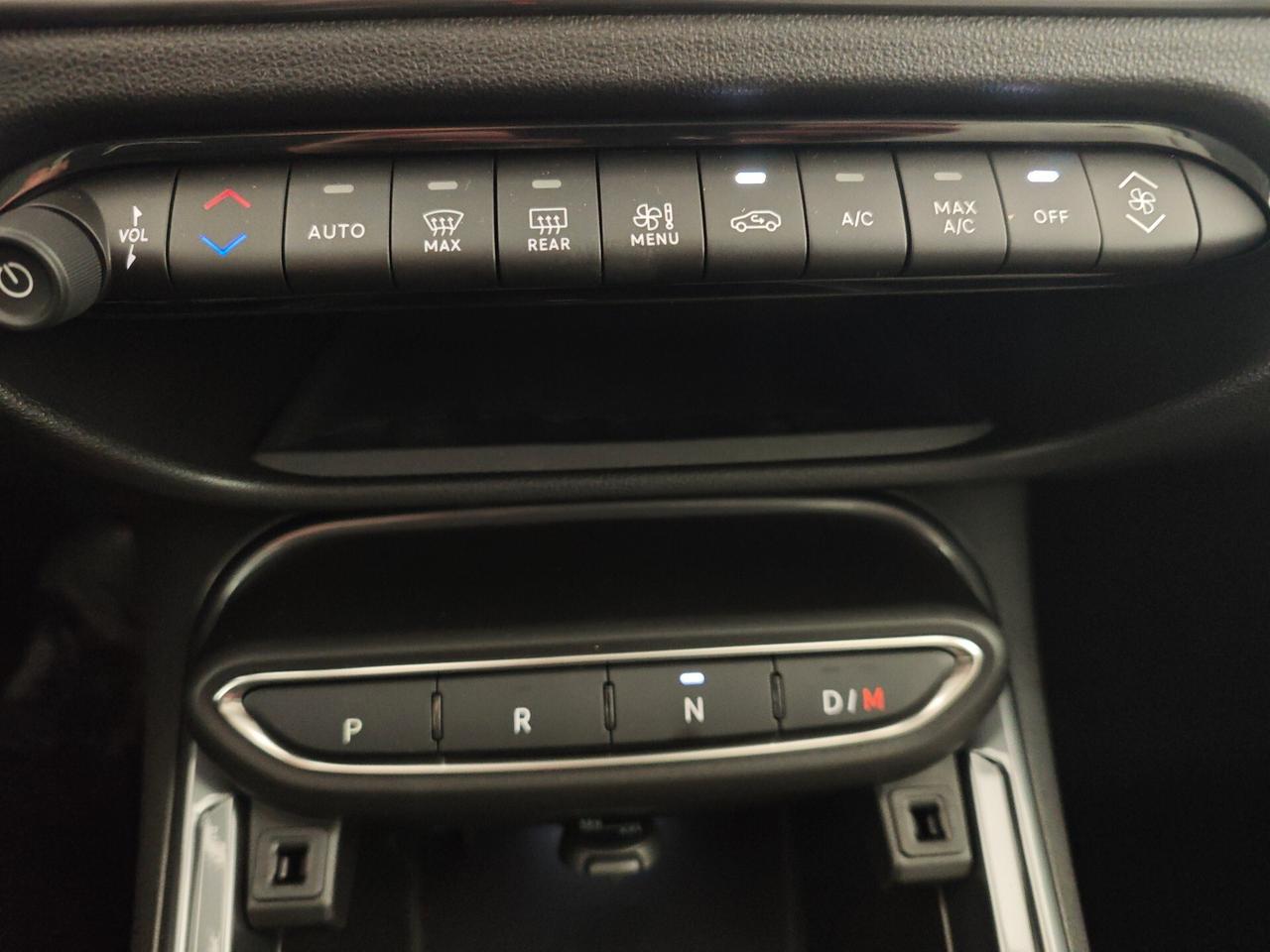 Fiat 600 Hybrid 100 CV DCT MHEV La Prima