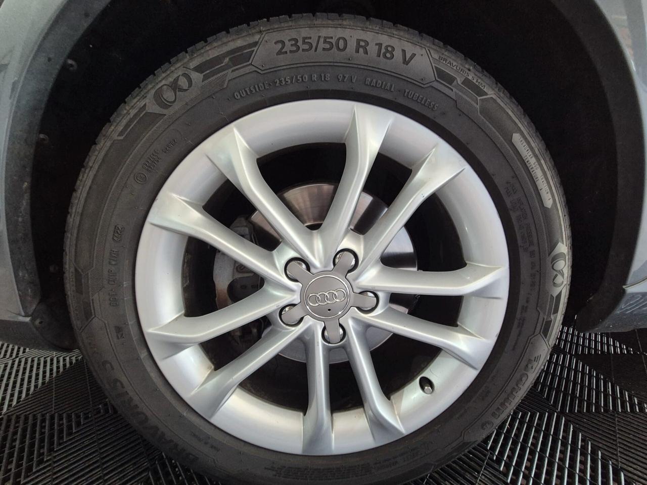 Audi Q3 2.0 TDI (Diesel) 140cv - Tettuccio