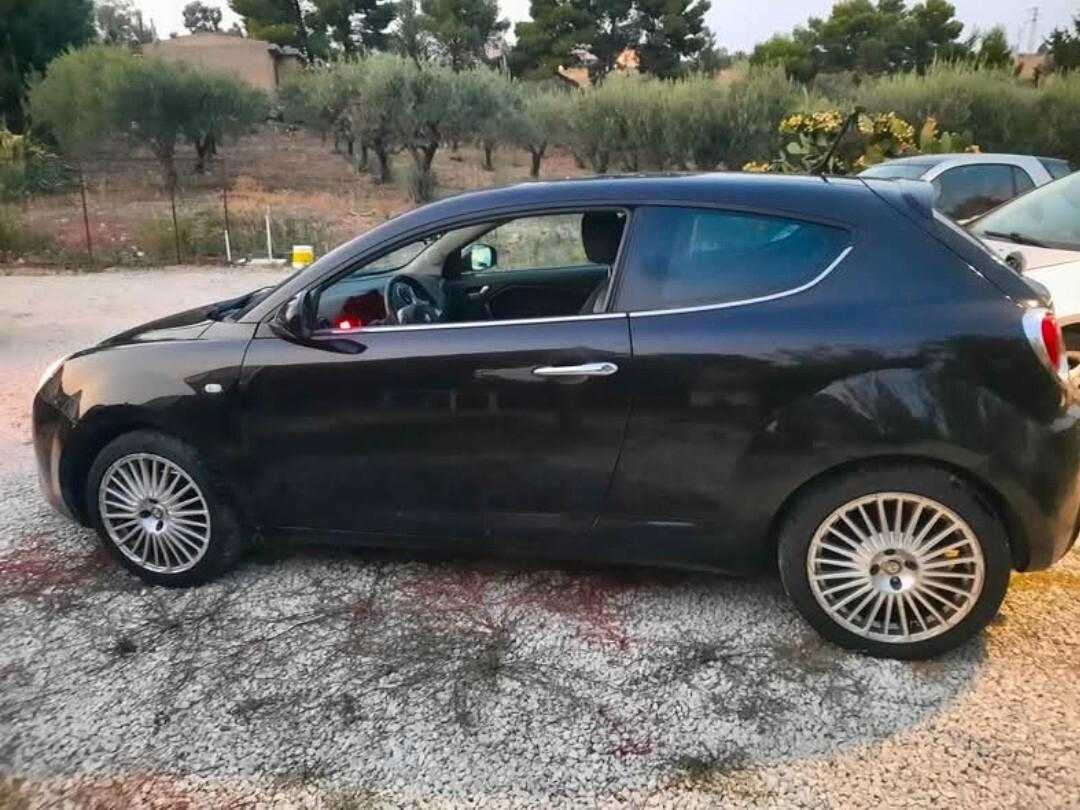 Alfa Romeo MiTo 1.4 105 CV M.air S&S Distinctive Sport Pack