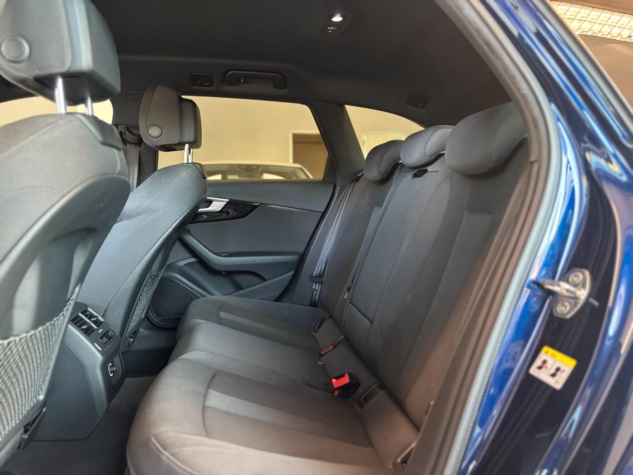 Audi A4 Avant 40 S-LINE 2.0 g-tron s-tronic*73000KM*