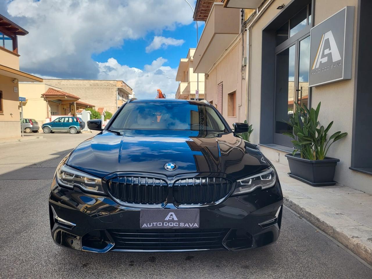 Bmw 318 D 48V Touring Luxury+Pelle+Vetri Oscurati...