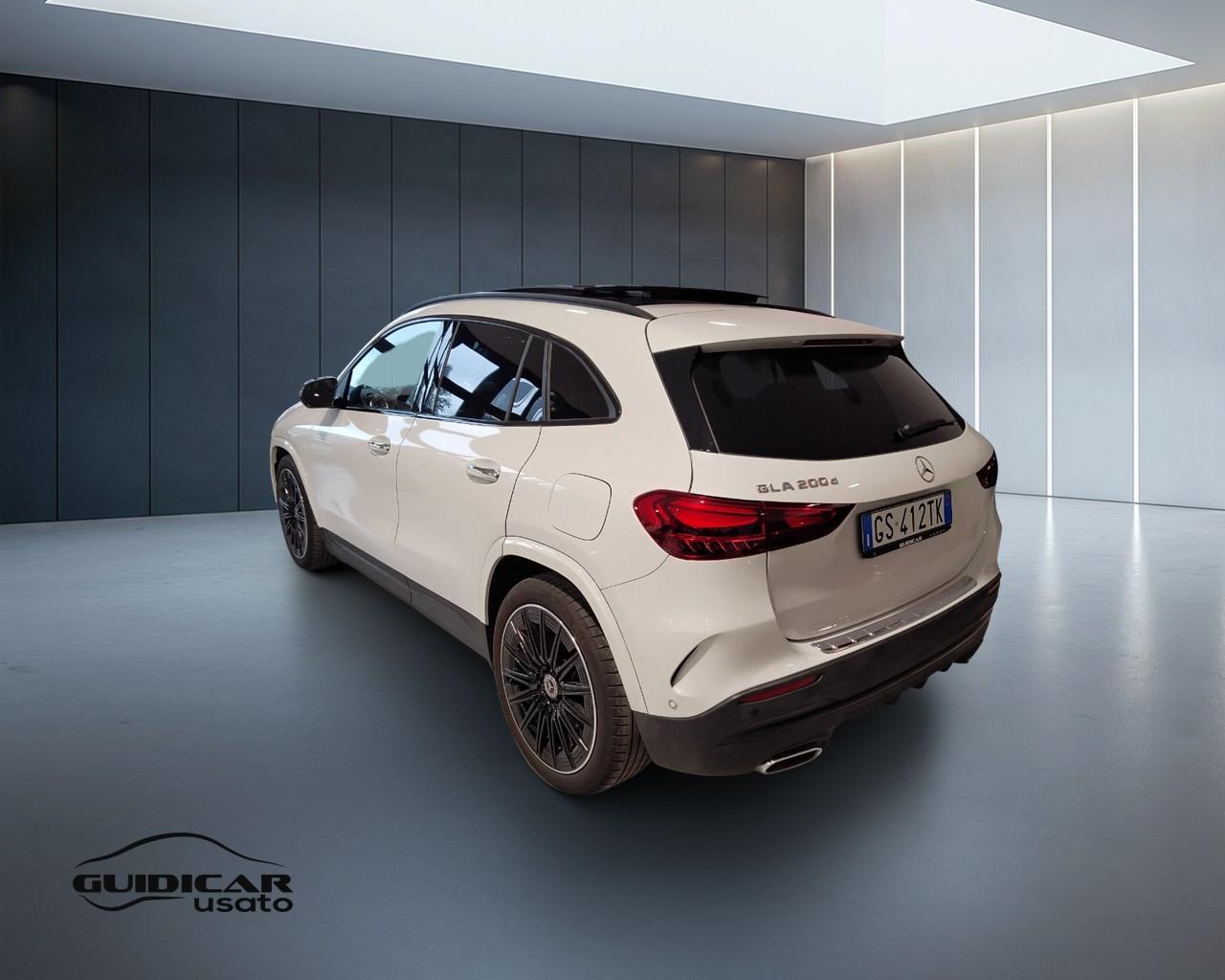 Mercedes-Benz GLA-H247 2023 - GLA 200 d AMG Line Premium auto
