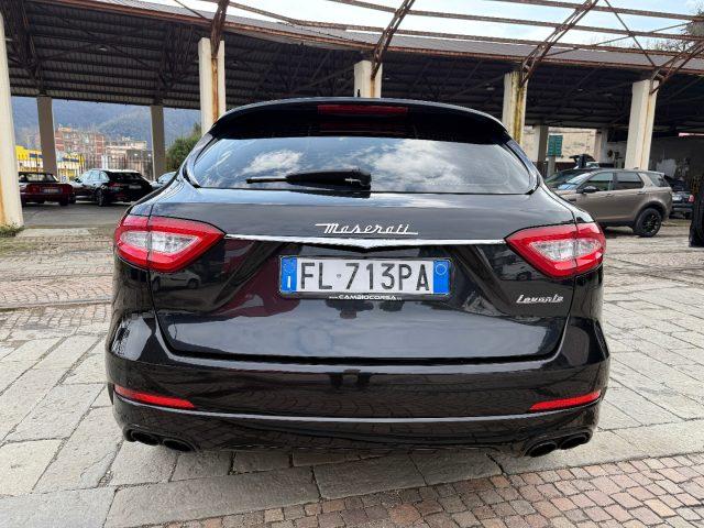 MASERATI Levante V6 Diesel 275 CV AWD