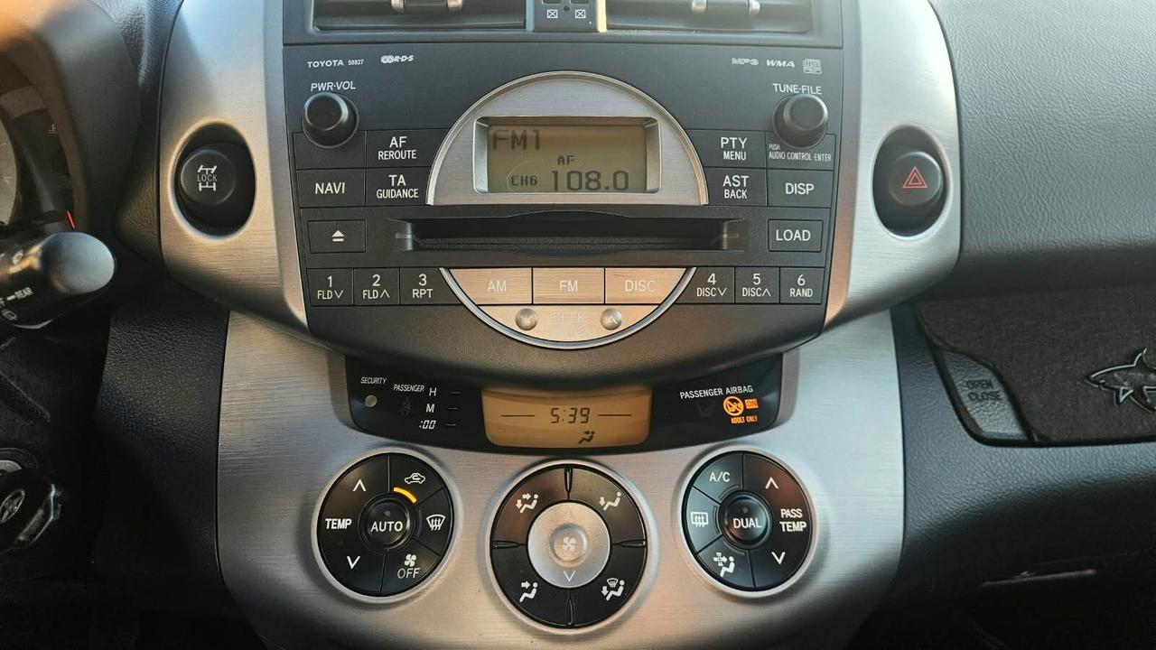 Toyota RAV4 2.2 D-4D 136 CV Luxury