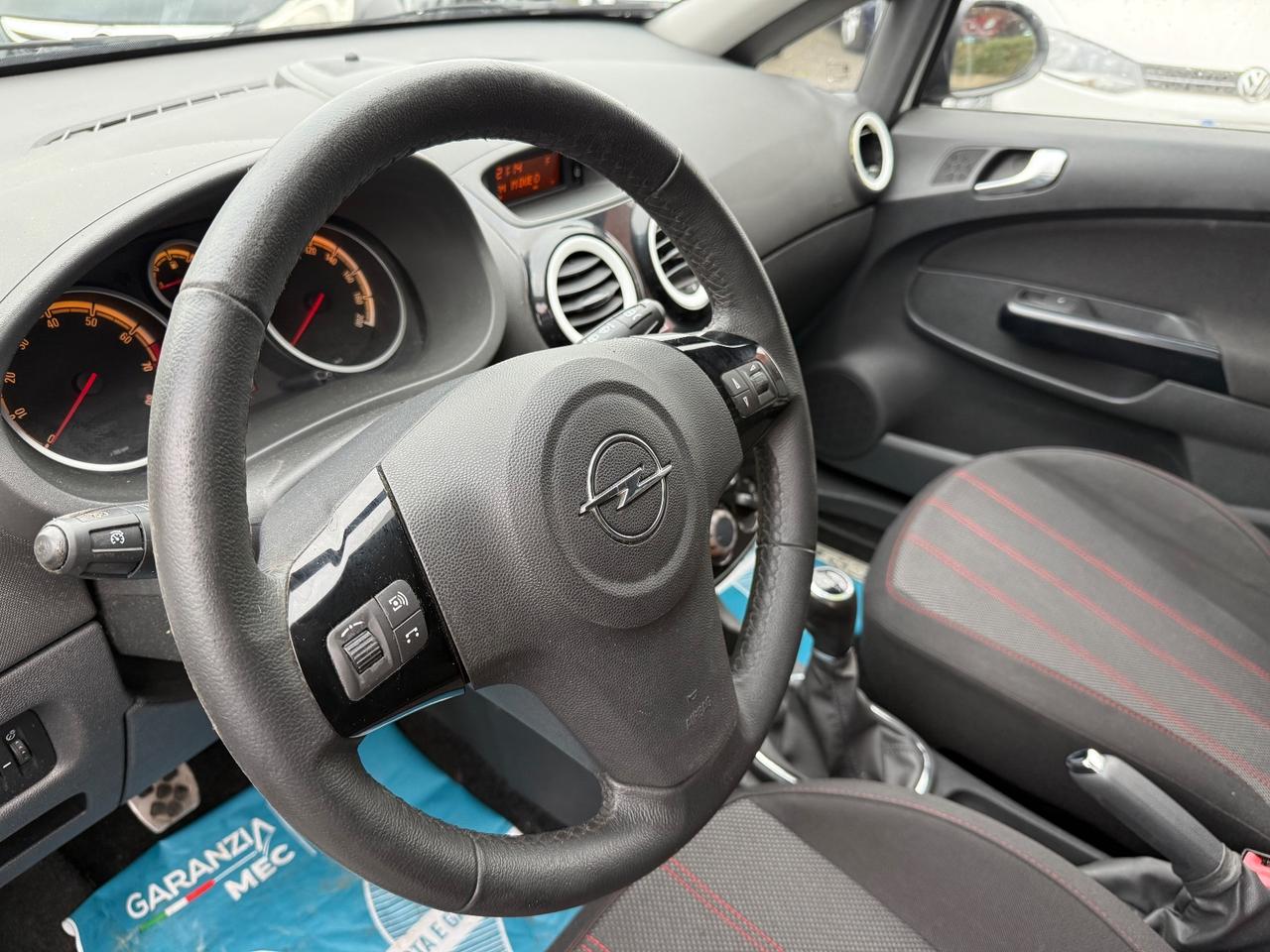 Opel Corsa 1.2 3 porte b-color bianca