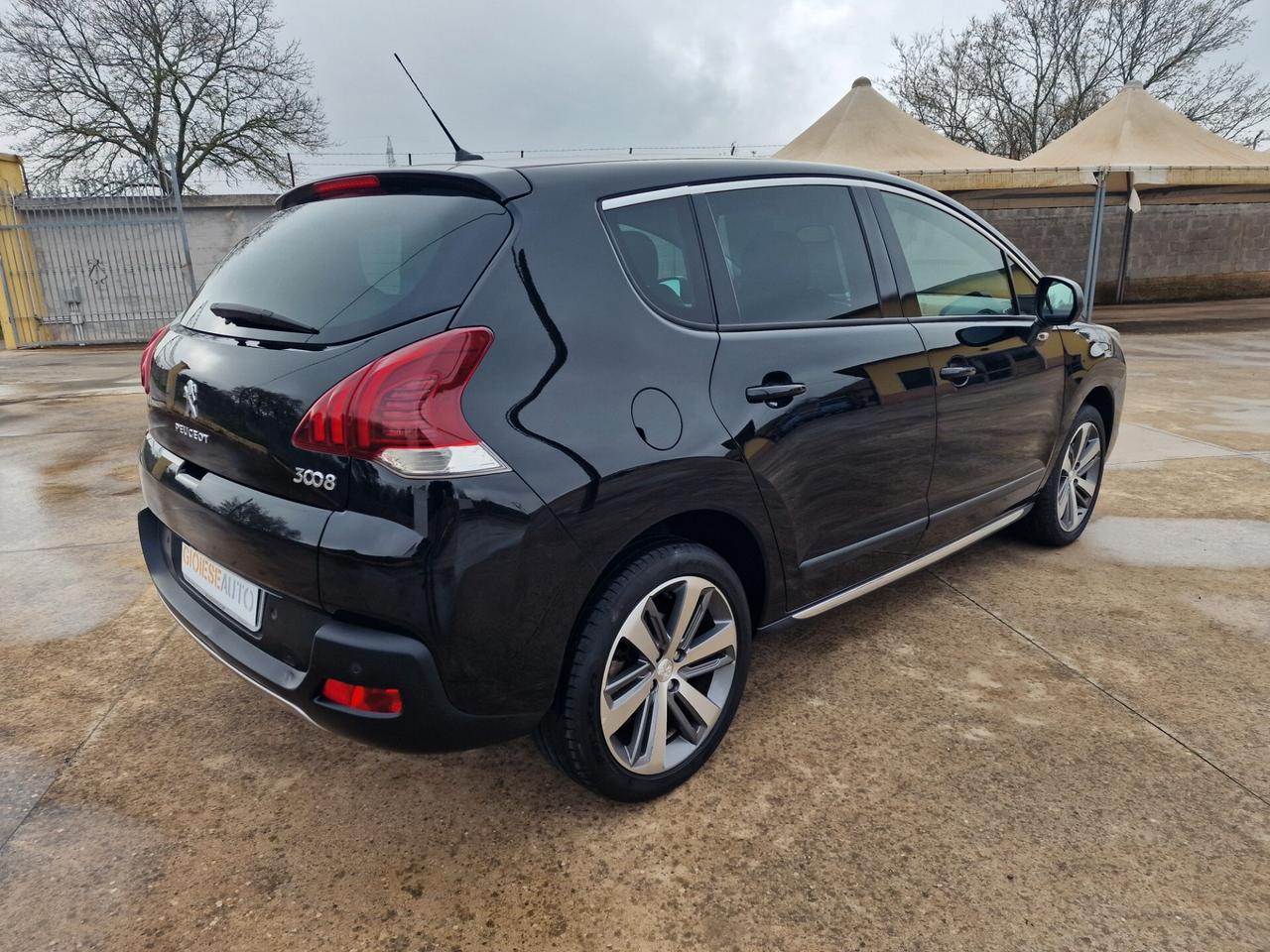 Peugeot 3008 1.6 HDi 115CV Allure