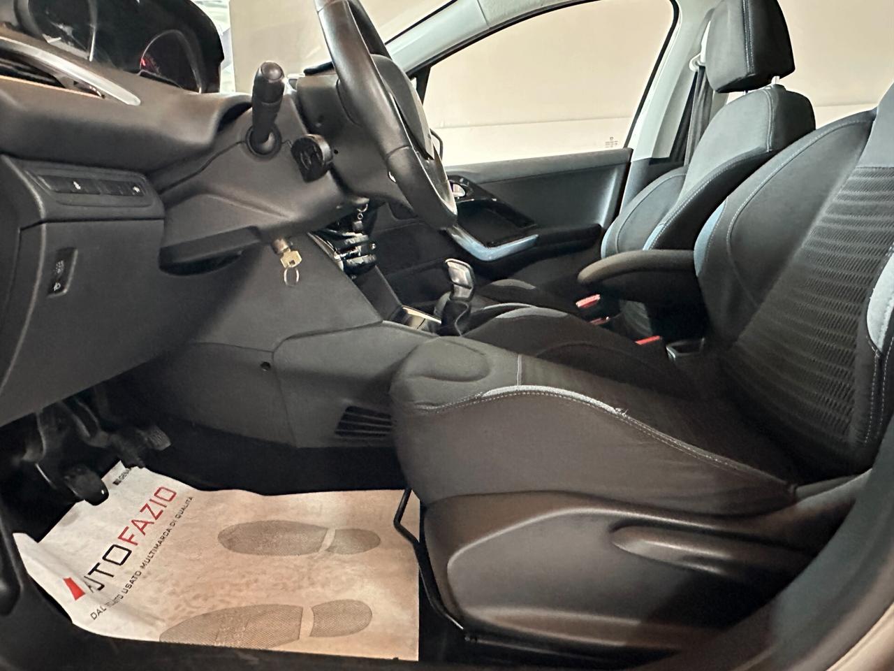 Peugeot 208 1.2 VTi 82 CV 5 porte Allure