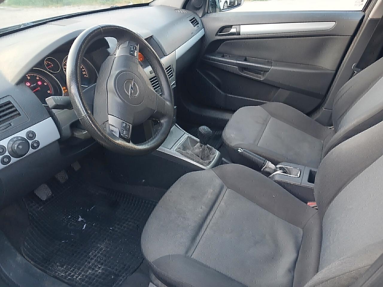Opel Astra 1.3 CDTI Station Wagon Club