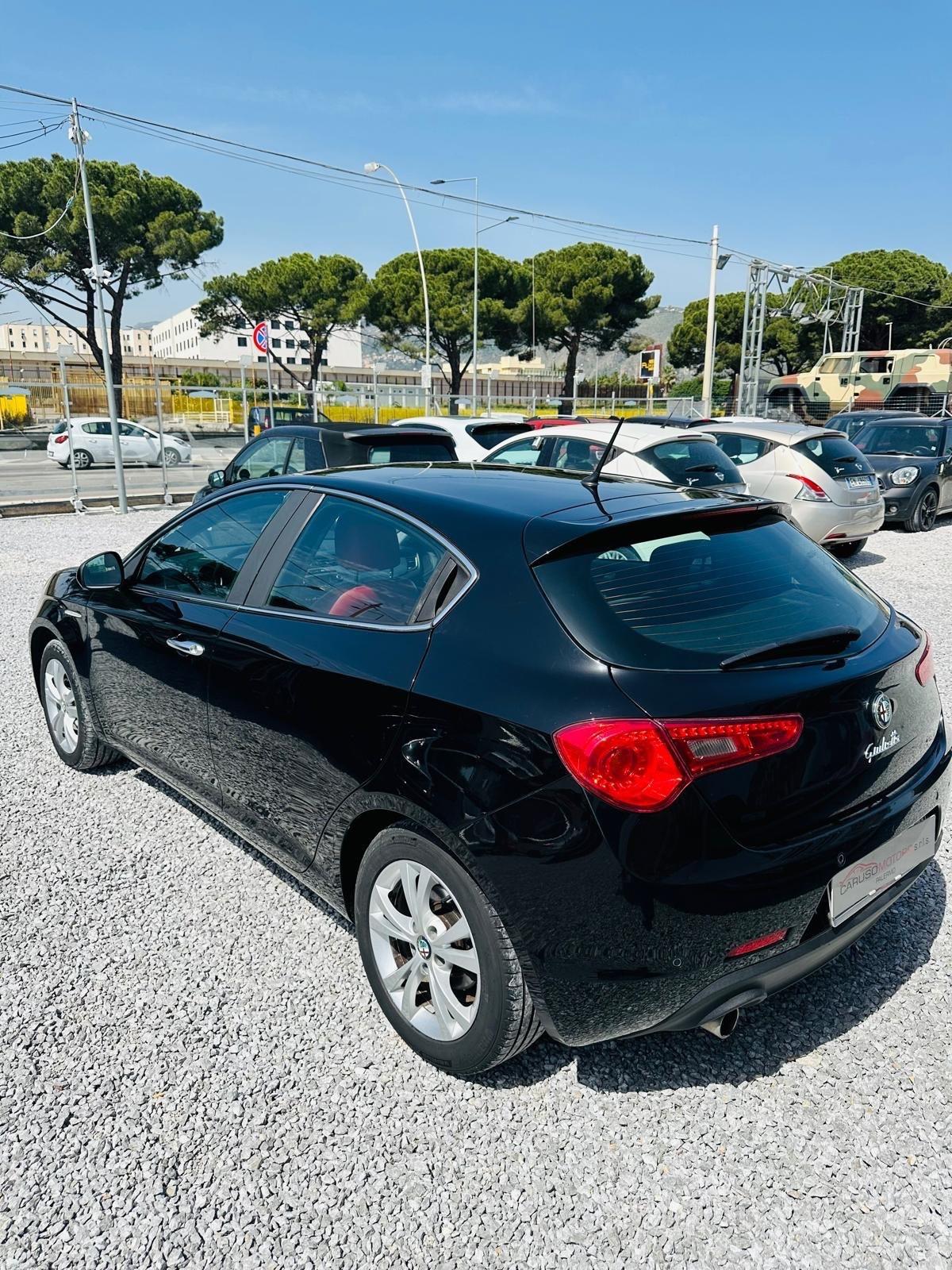 Alfa Romeo Giulietta 1.6 JTDm-2 105 CV Distinctive