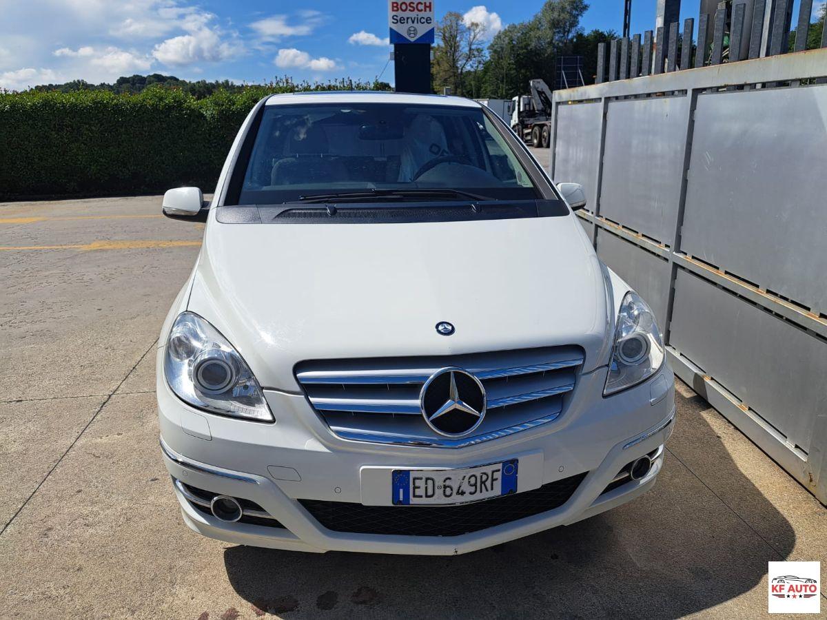 MERCEDES - Classe B - 180 AUTOMATIC Premium