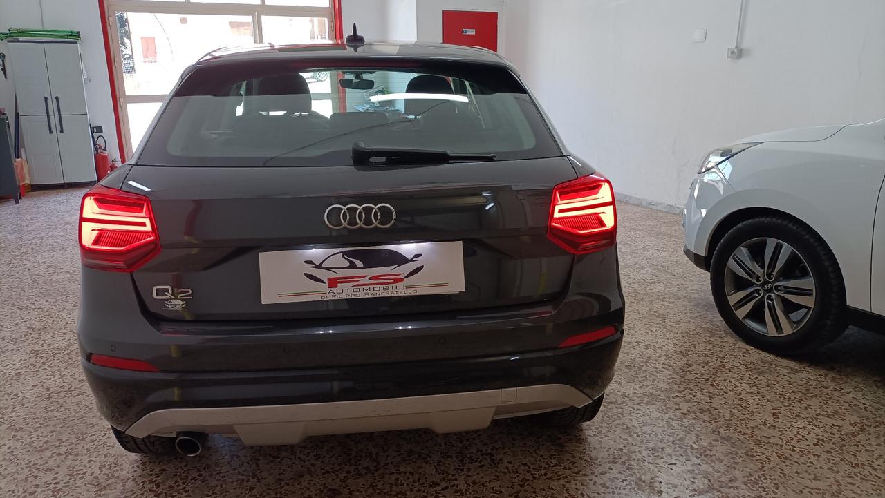 Audi Q2 30 TDI Identity Black