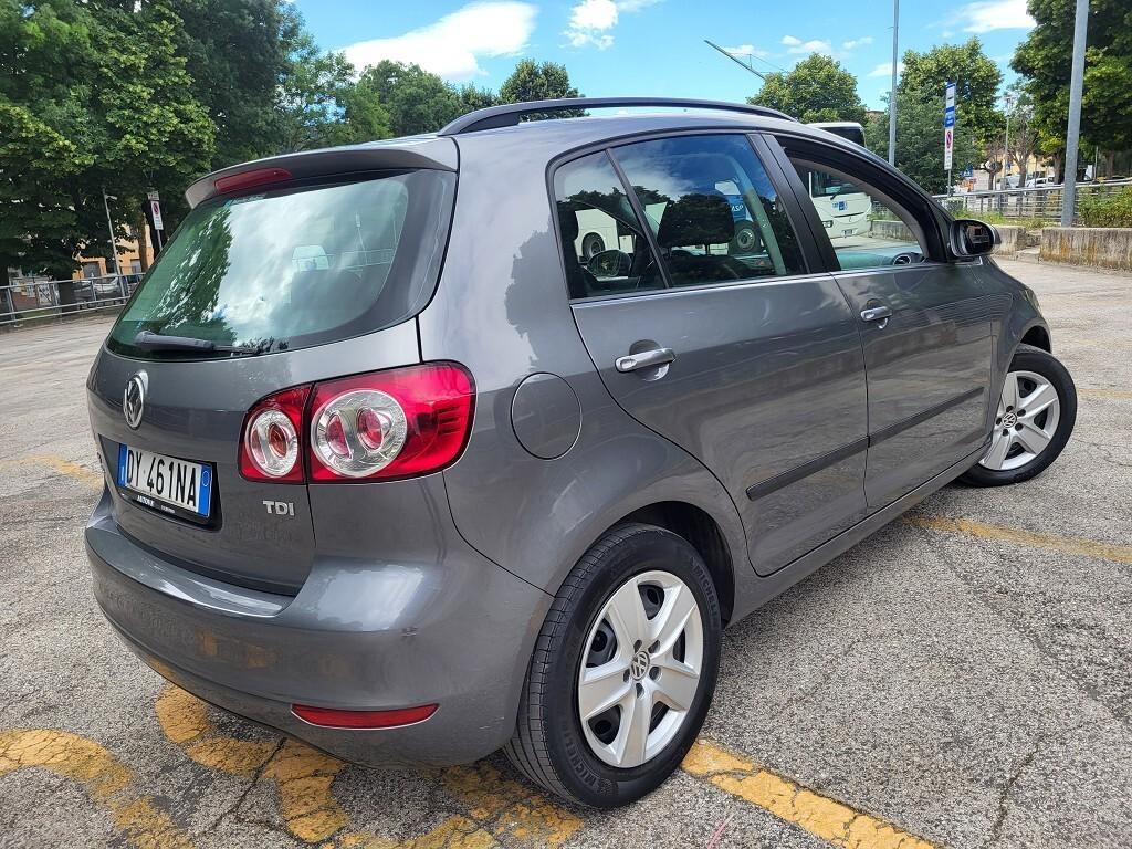 VOLKSWAGEN GOLF PLUS 1,6 TDI-FOTO TAGLIA E REVISIO