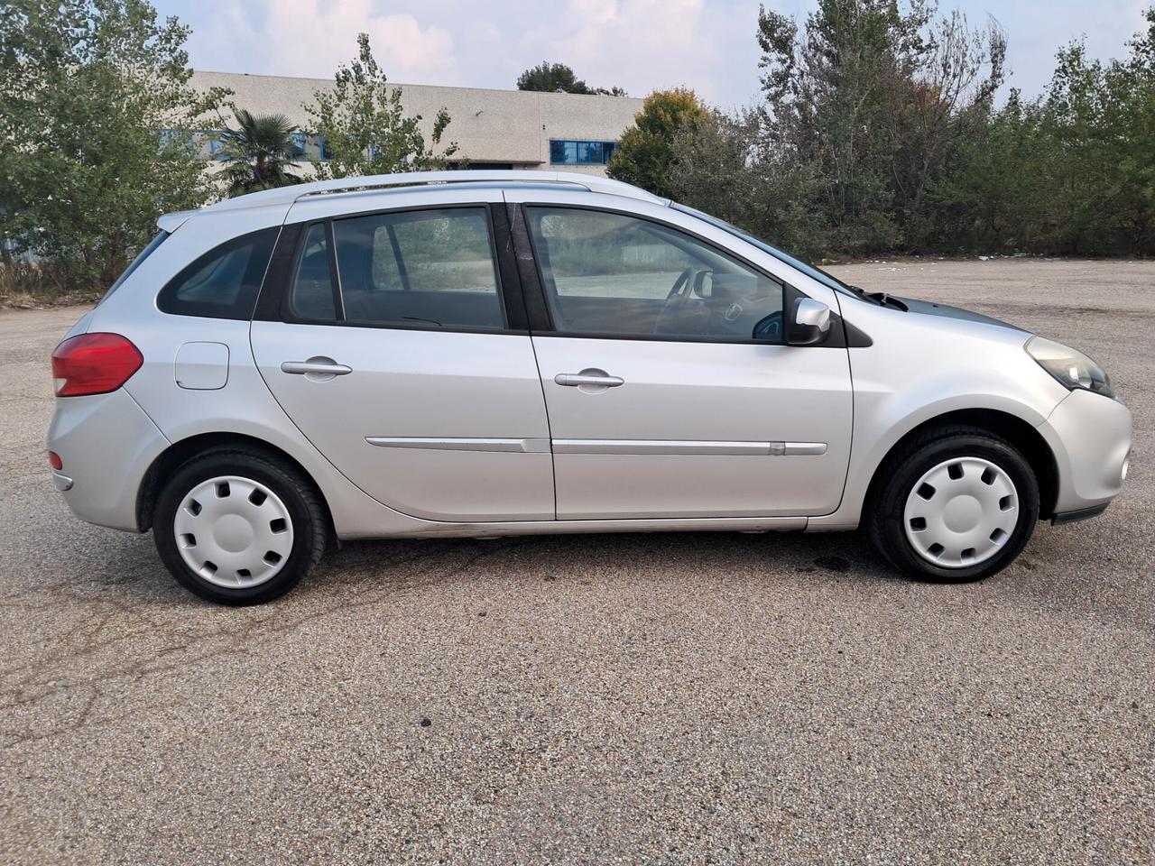 RENAULT CLIO 1.5 dci s.w.