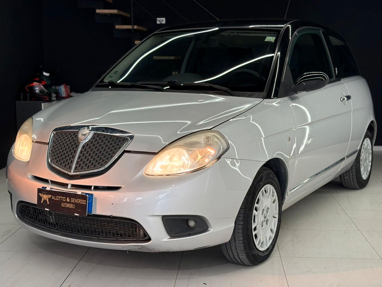 Lancia Ypsilon 1.2 Argento