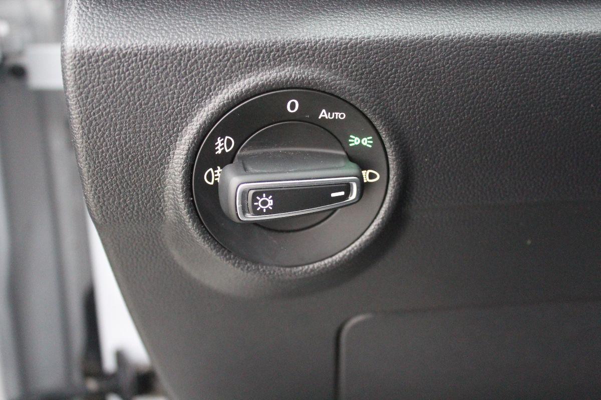 VOLKSWAGEN - T-Roc - 2.0 TDI SCR Business BlueMot.Tech.