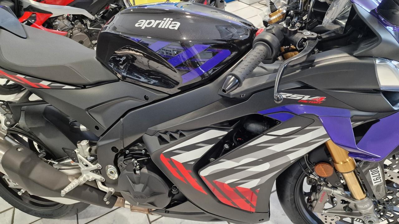 Aprilia RSV4 Factory 2025