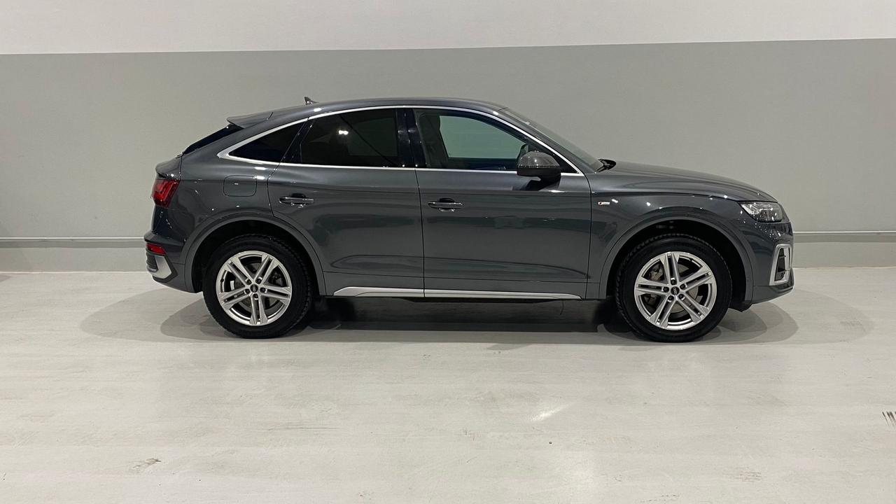 AUDI Q5 Sportback 2021 - Q5 Sportback 40 2.0 tdi mhev 12V Business Advanced quattro s-tronic