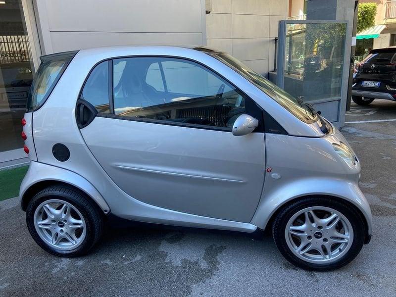 smart city coupé/cabrio 600 54 CV CLIMA/NEOPATENTATI