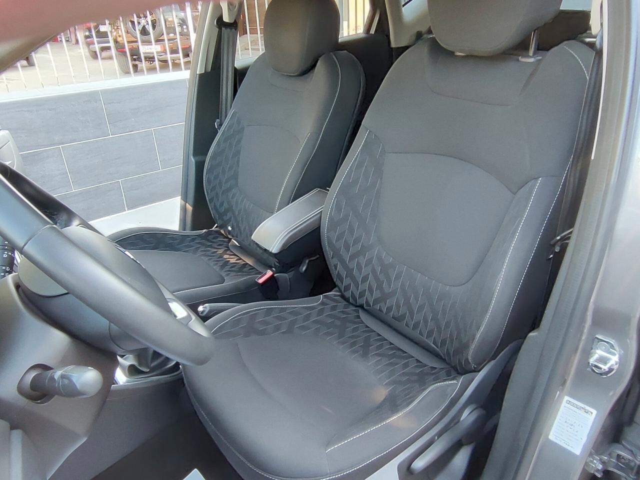 Renault Captur 900 TCE BENZINA SPORT EDITION 2