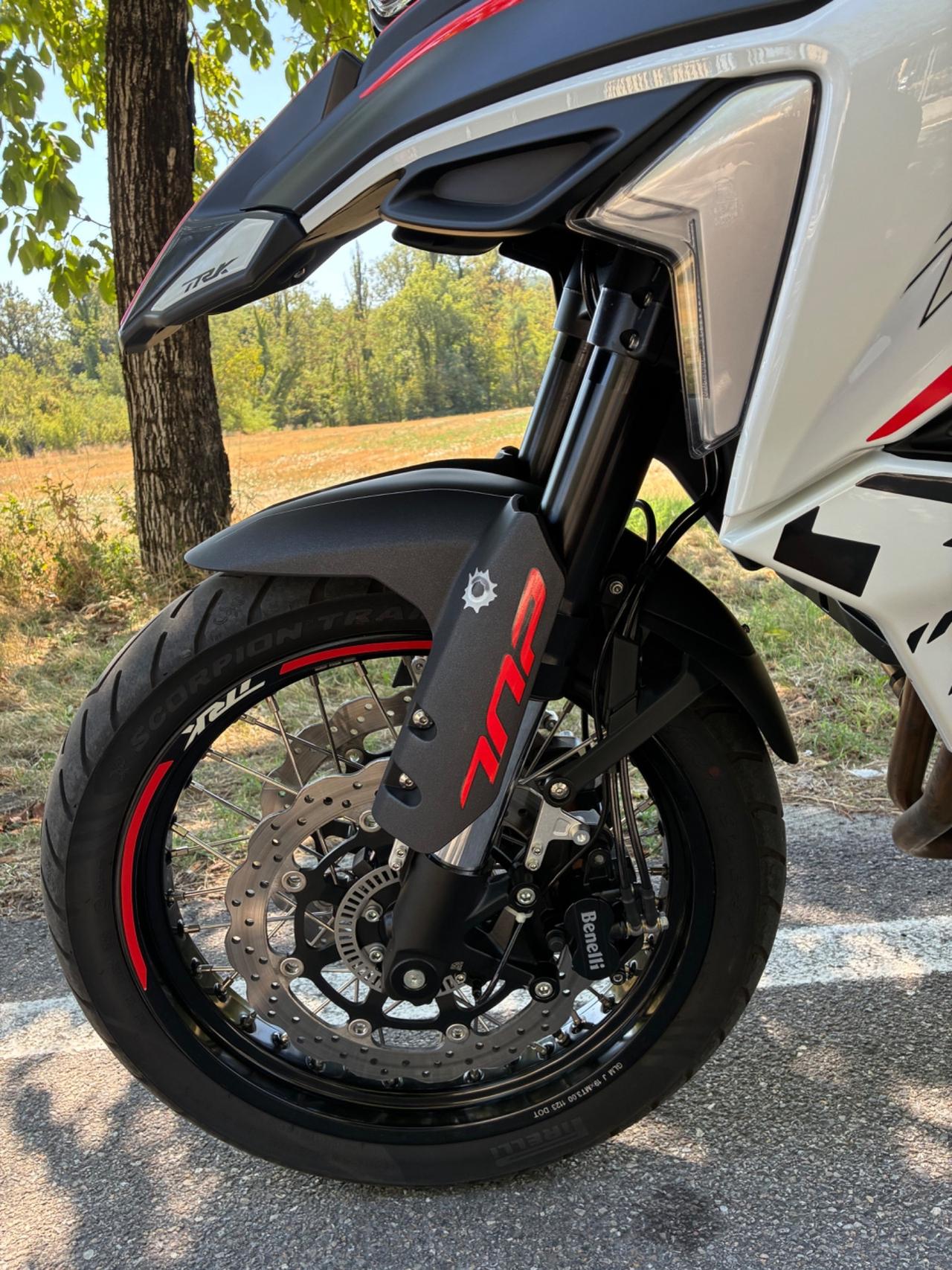 Benelli TRK 702 X