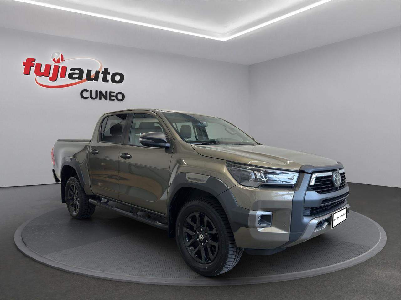Toyota Hilux 2.8 d double cab Invincible 4wd auto
