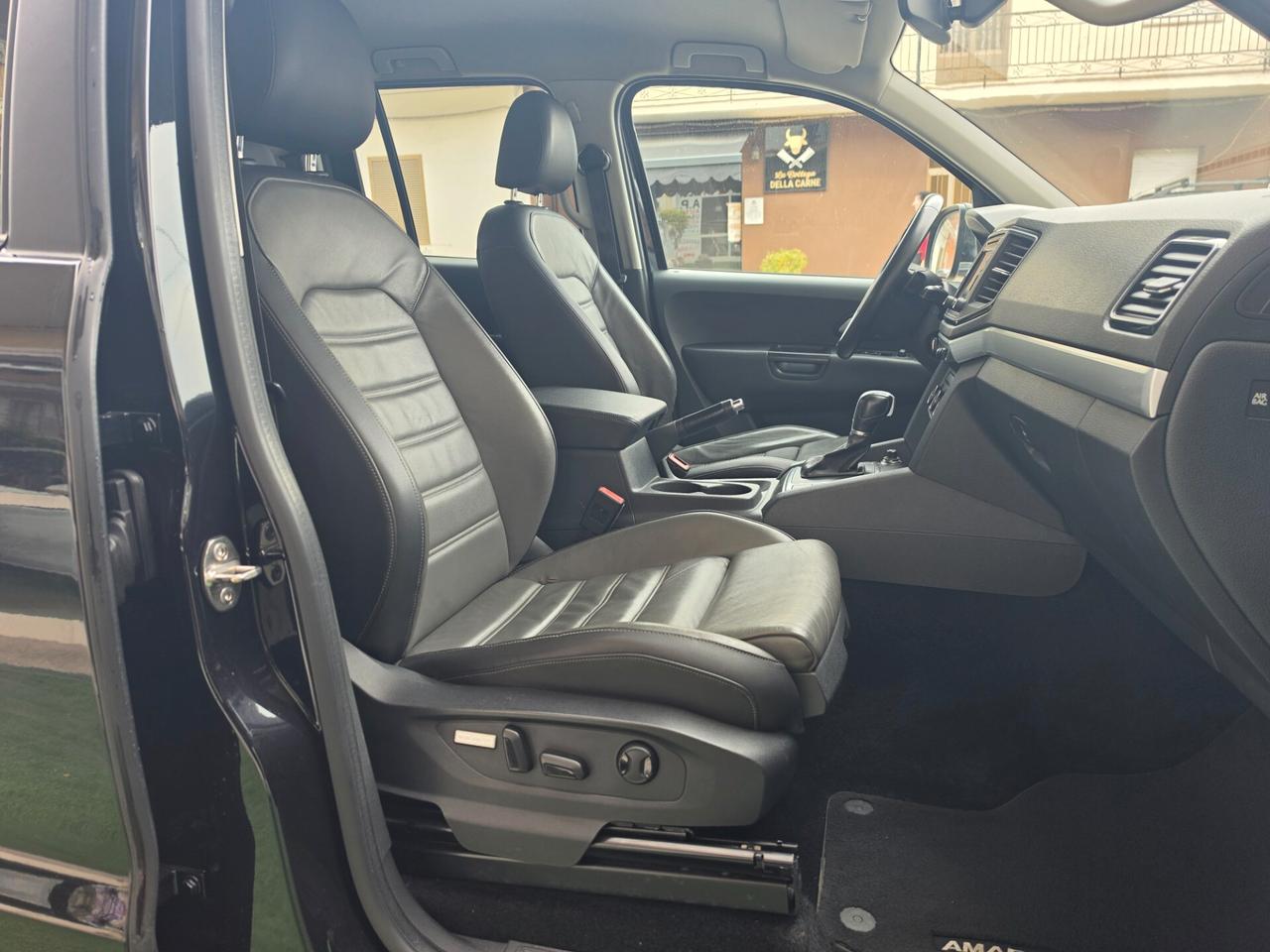 Volkswagen Amarok 3.0 V6 TDI 224 CV 4MOT.BMT permanente aut.DC Highline