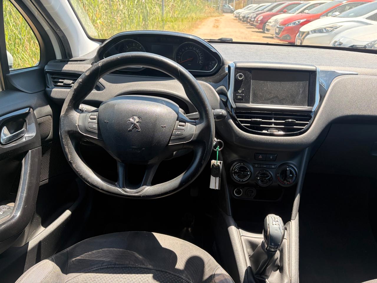 PEUGEOT 208 1.4 HDI 68CV ANNO 2012 ADATTA NEOPATENTATI