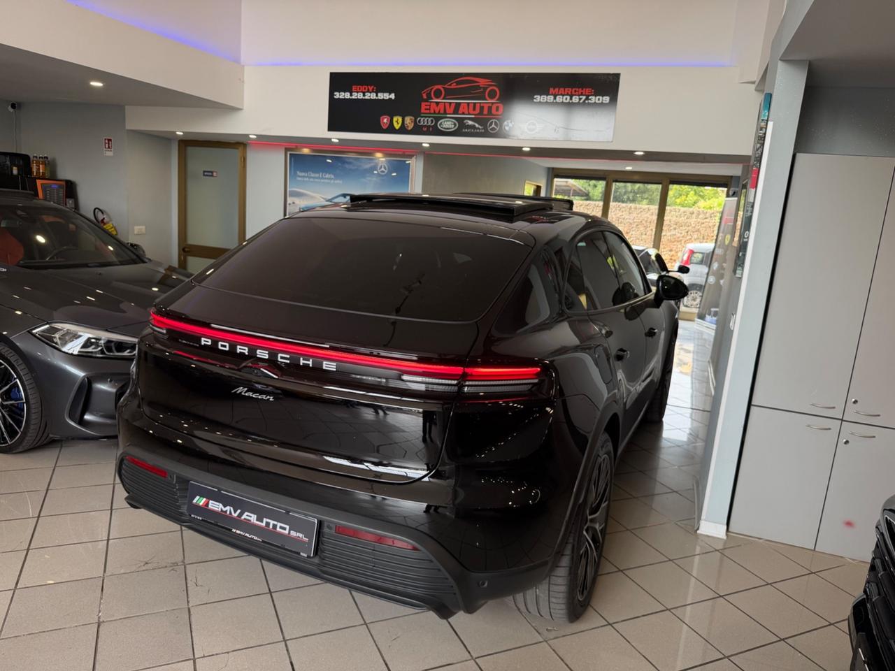 PORSCHE MACAN EV (2024) MACAN EV (120 KW)