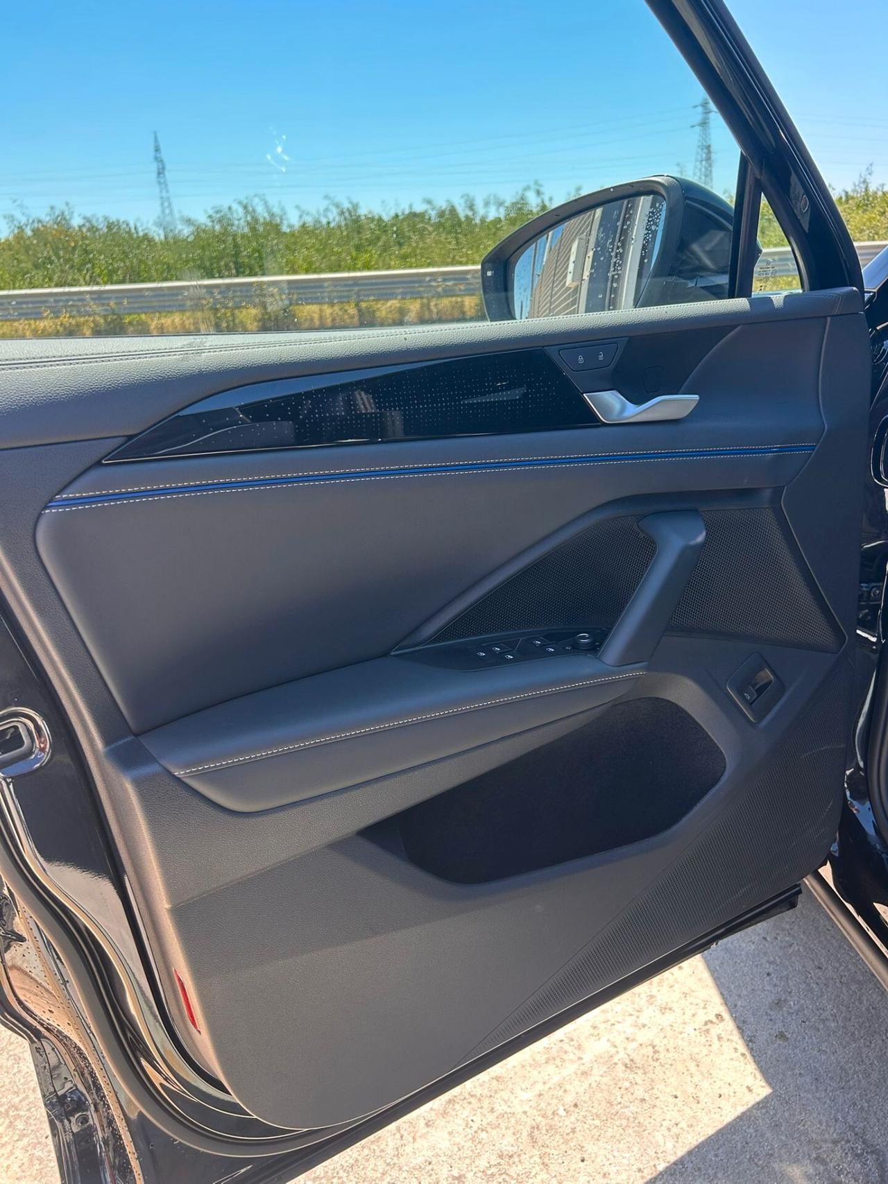 Volkswagen Tiguan 2.0 TDI 150 CV DSG R-Line Plus