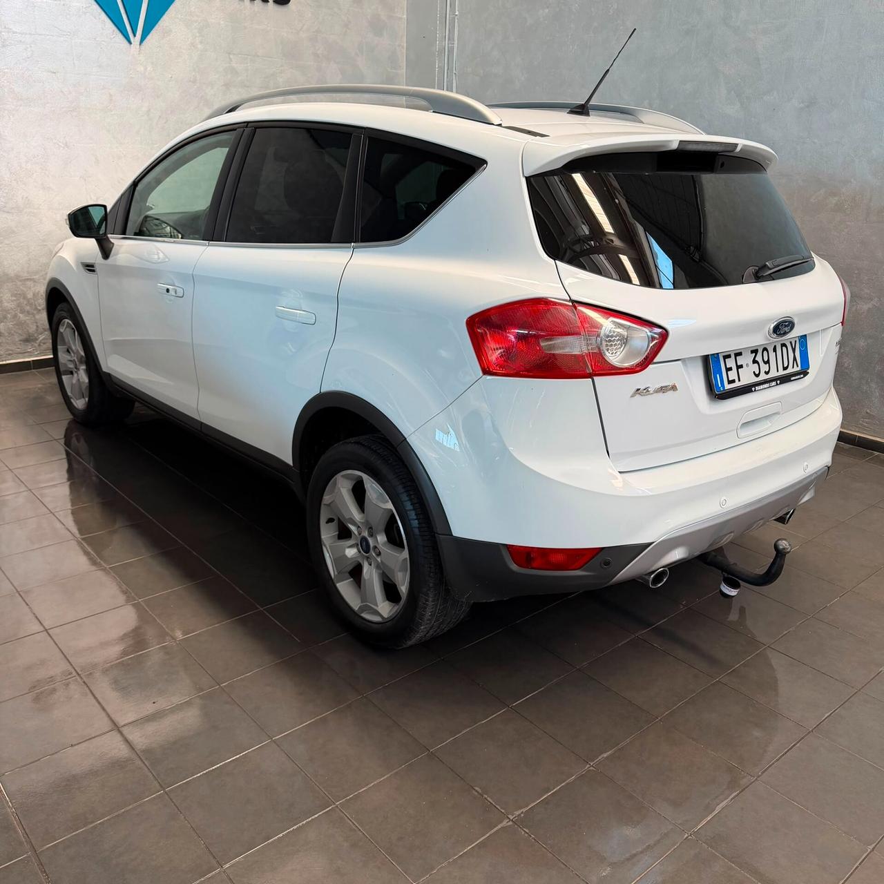 Ford KUGA 2.0 TDCI 4X4 TITANIUM GANCIO TRAINO