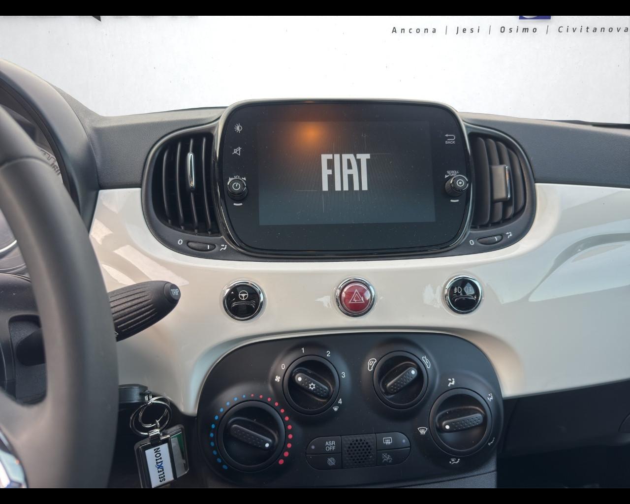 FIAT 500 - 500 1.0 Hybrid Dolcevita