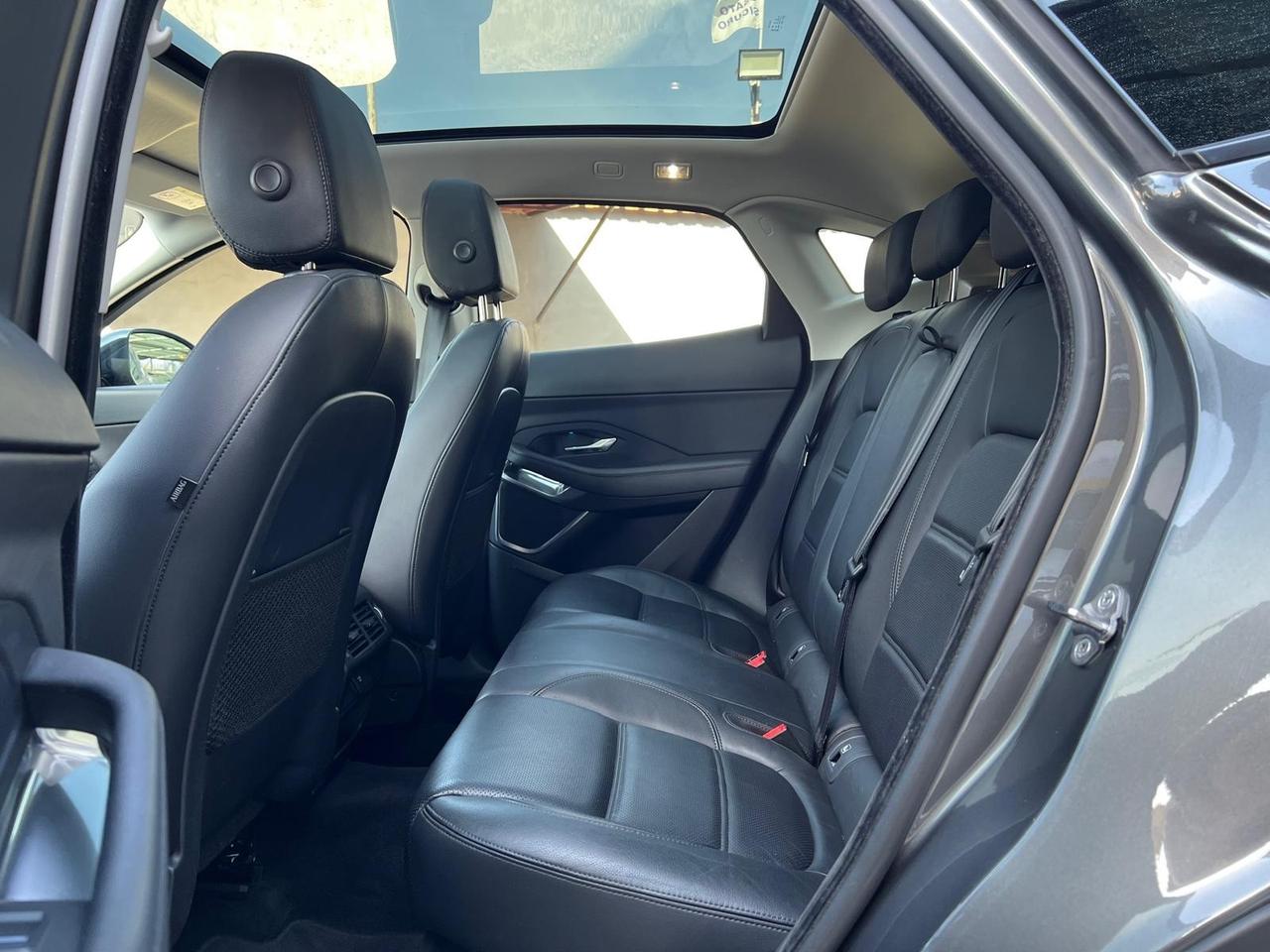 Jaguar E-Pace 2.0d i4 R-Dynamic 180cv Pano/Cockpit/Pelle/Kamer